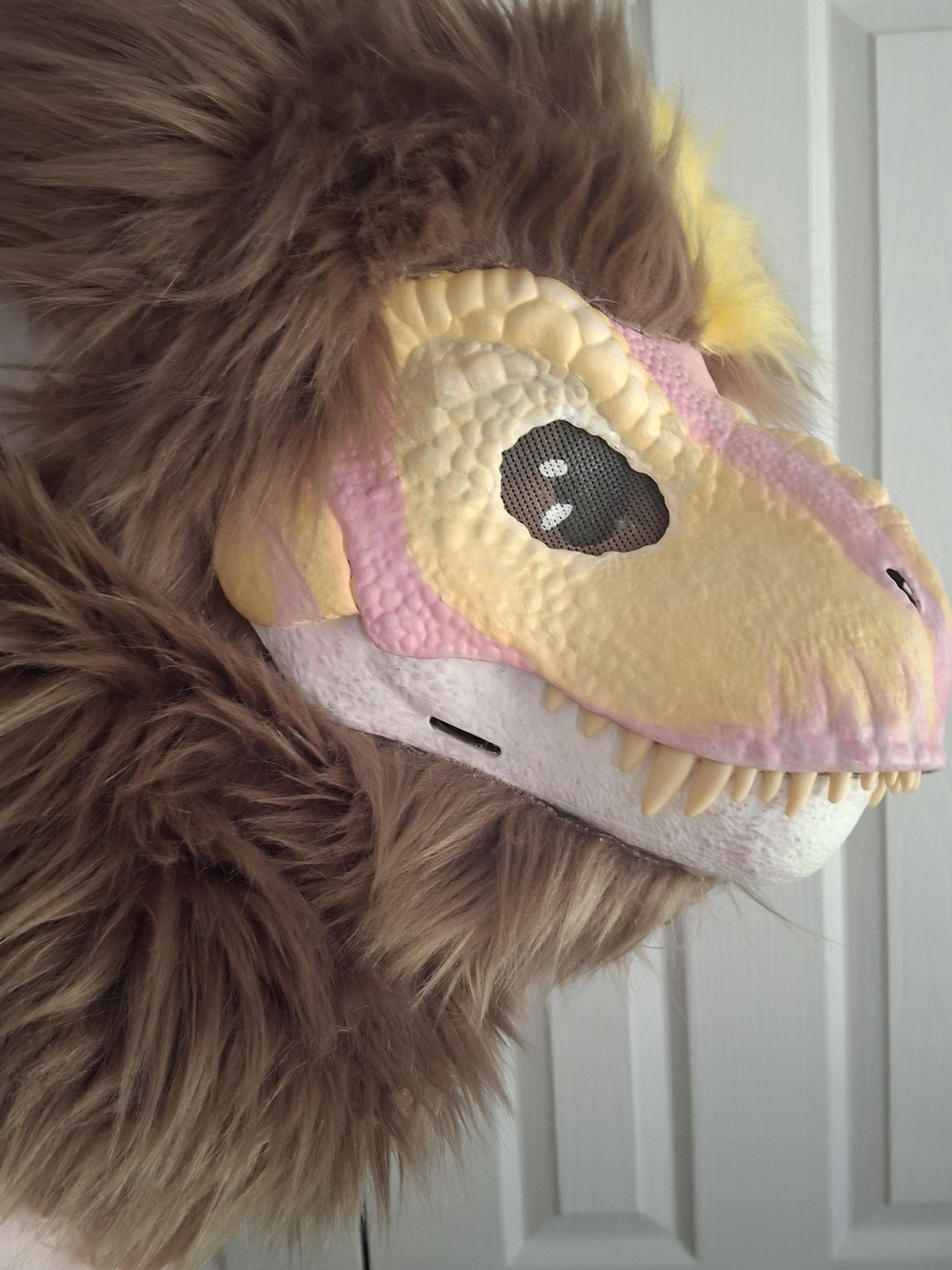 Furry Mask - Picture 2 of 5